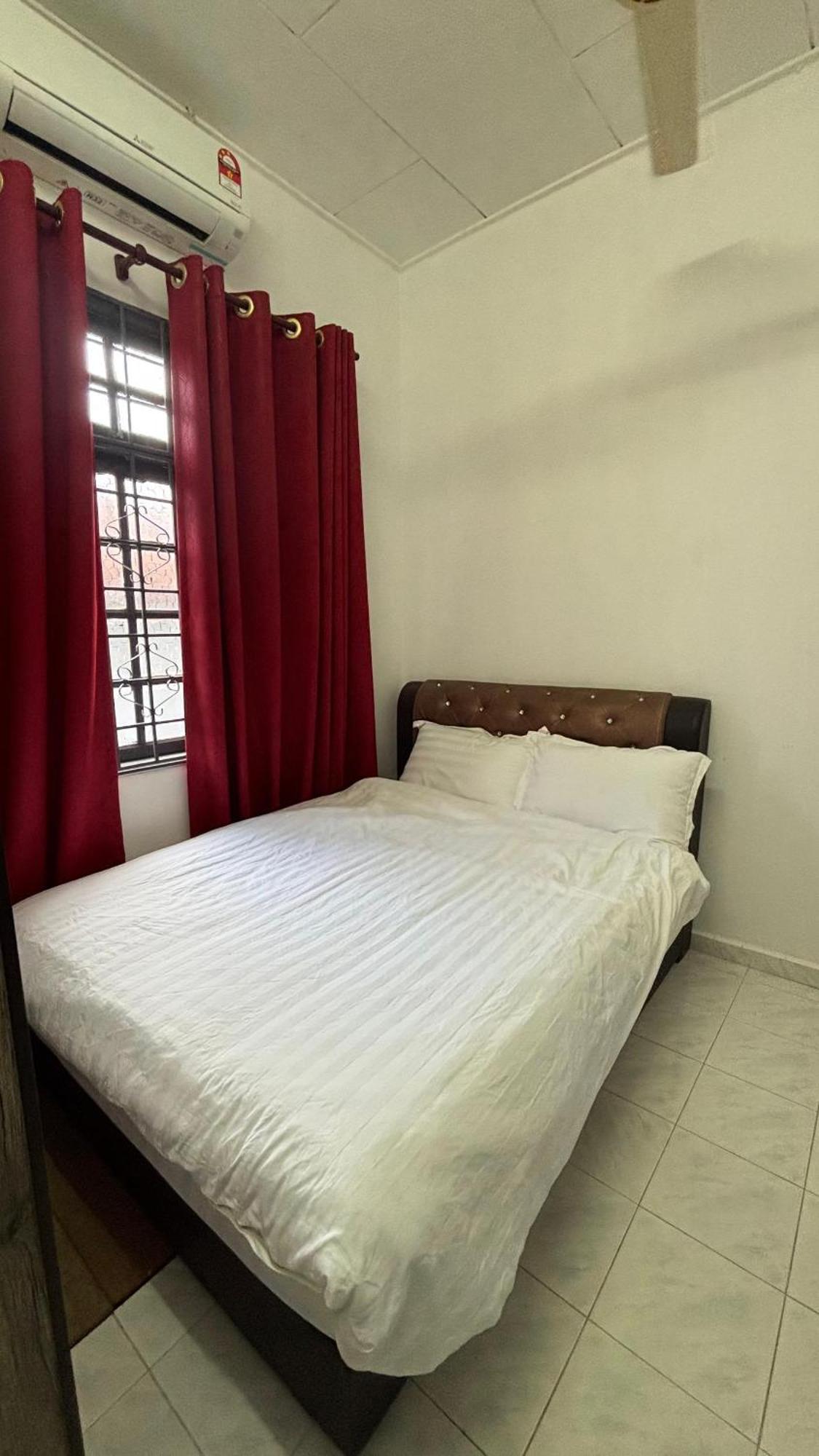D'Bali Homestay - Private Swimming Pool, Netflix, Internet Wifi ,Cuckoo, Internet Wifi , Dryer, Washing Machine, Aircond Setiap Bilik & Ruang Tamu Pasir Puteh Buitenkant foto