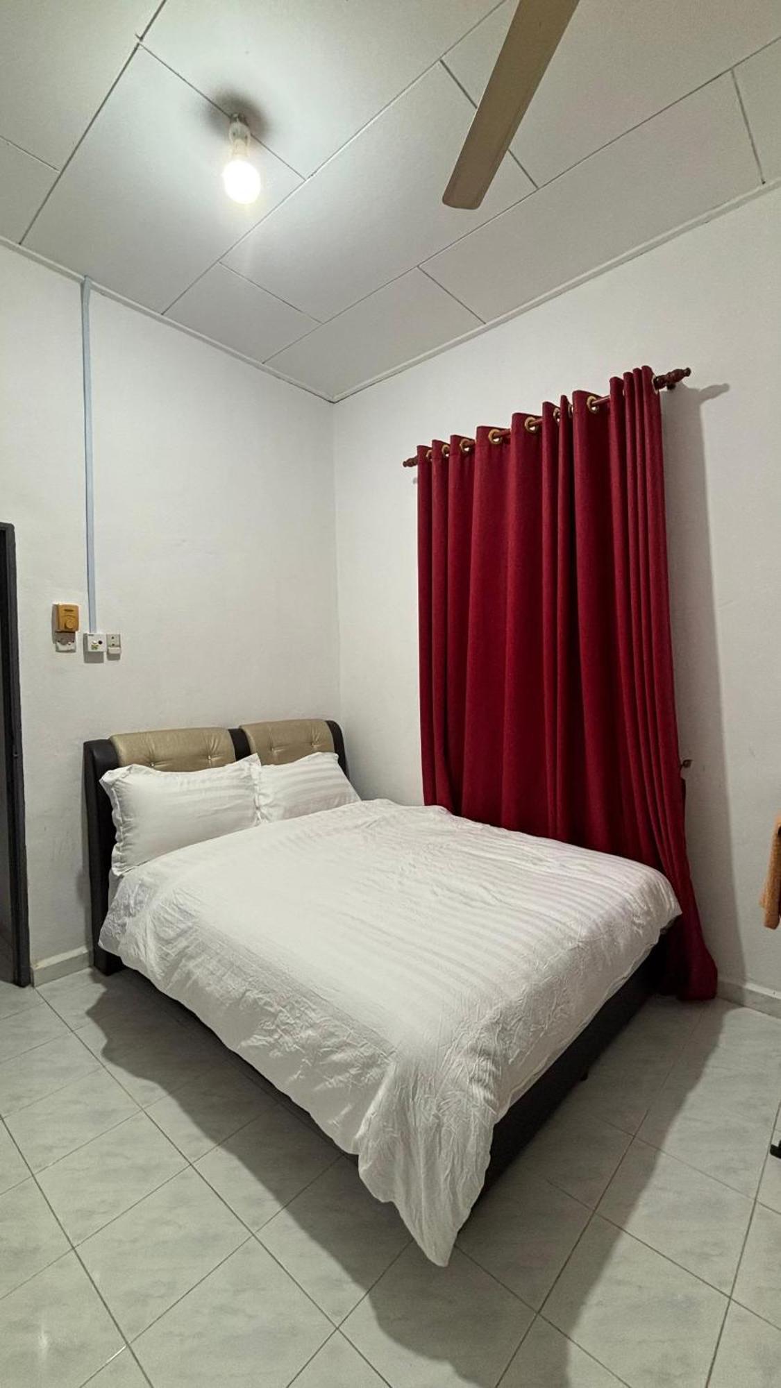 D'Bali Homestay - Private Swimming Pool, Netflix, Internet Wifi ,Cuckoo, Internet Wifi , Dryer, Washing Machine, Aircond Setiap Bilik & Ruang Tamu Pasir Puteh Buitenkant foto