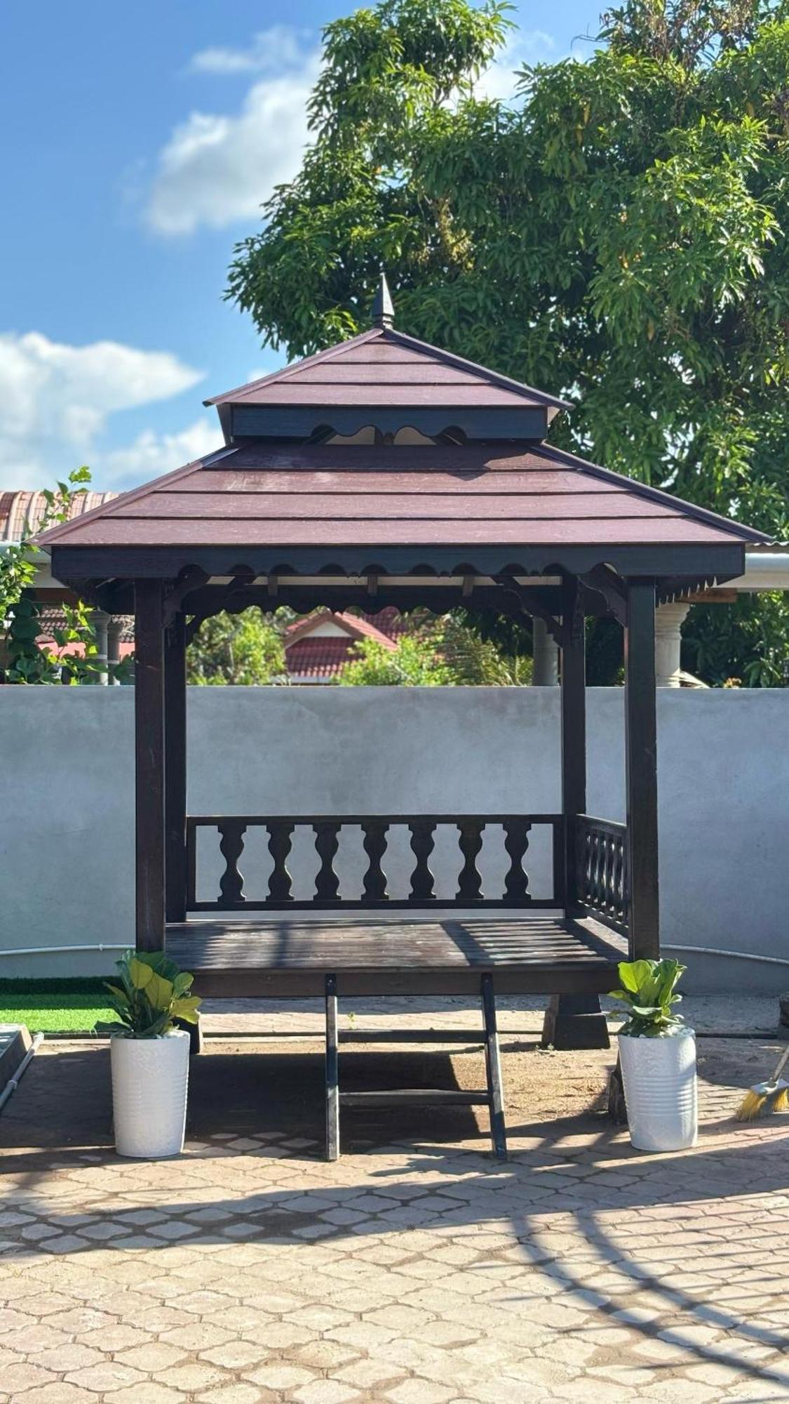 D'Bali Homestay - Private Swimming Pool, Netflix, Internet Wifi ,Cuckoo, Internet Wifi , Dryer, Washing Machine, Aircond Setiap Bilik & Ruang Tamu Pasir Puteh Buitenkant foto